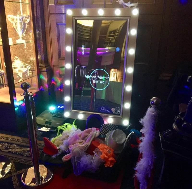 magic mirror hire london 3